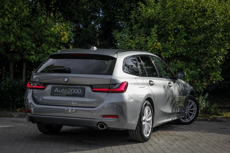BMW - 320 - pic7