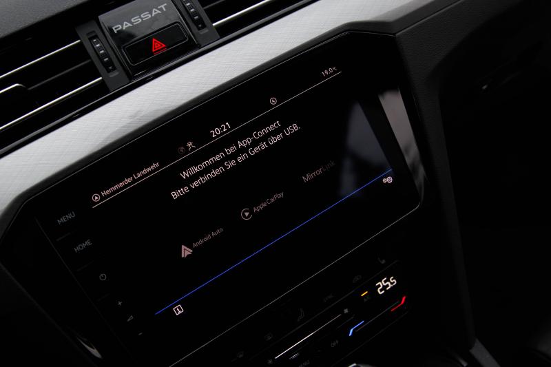 Volkswagen - Passat - pic32