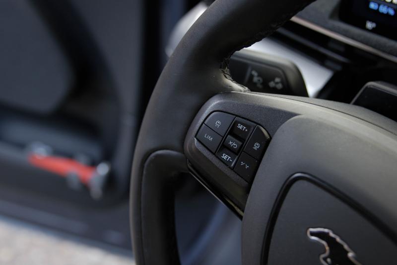 Ford - Mustang - pic25