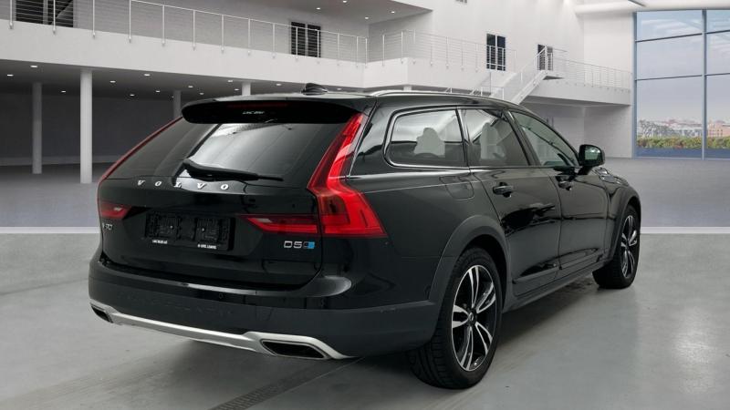 Volvo - V90 - pic4