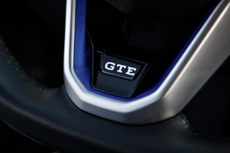 Volkswagen - Passat - pic22