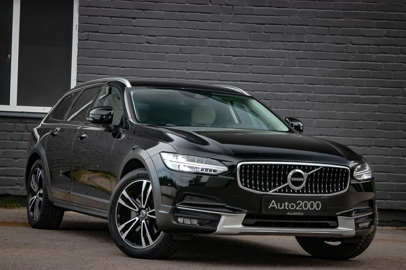 Volvo - V90 - pic1