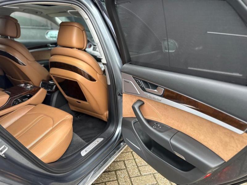 Audi - A8 - pic8