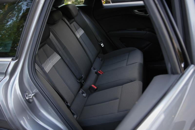 Audi - Q4 - pic12