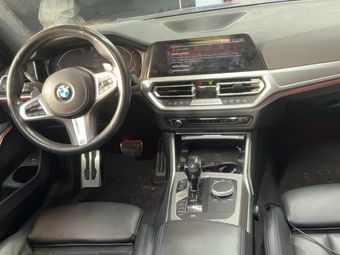 BMW - 320 - pic4