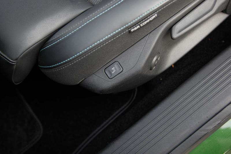Peugeot - 308 - pic15
