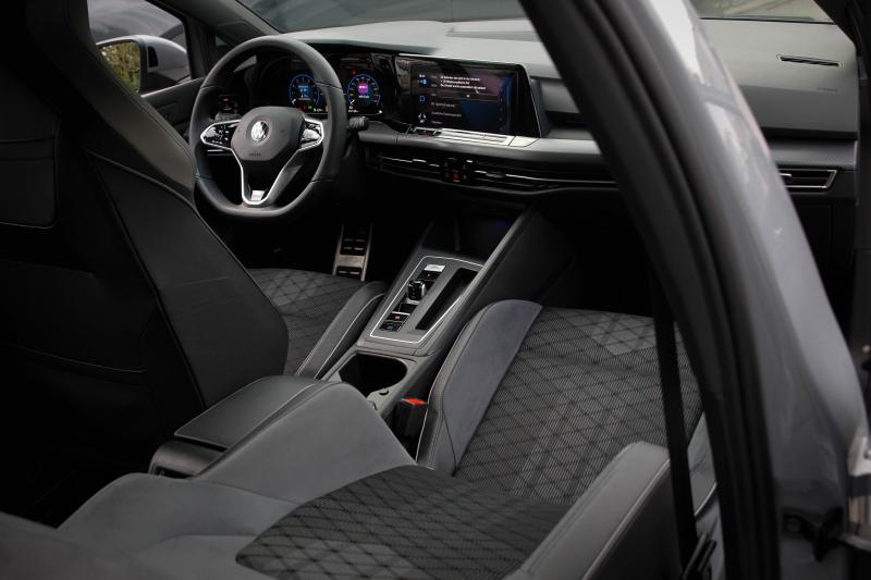 Volkswagen - Golf 8 - pic12