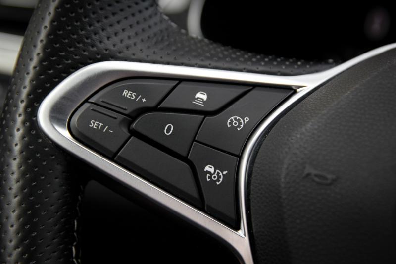 Renault - Arkana - pic37