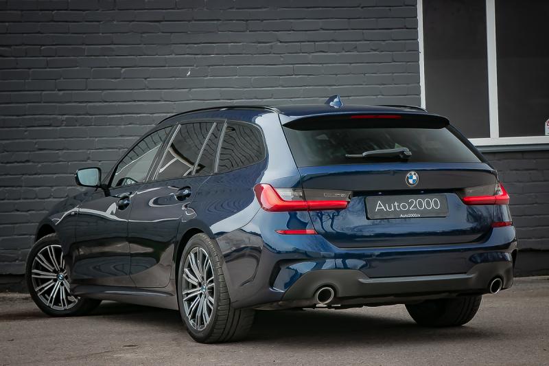 BMW - 320 - pic4