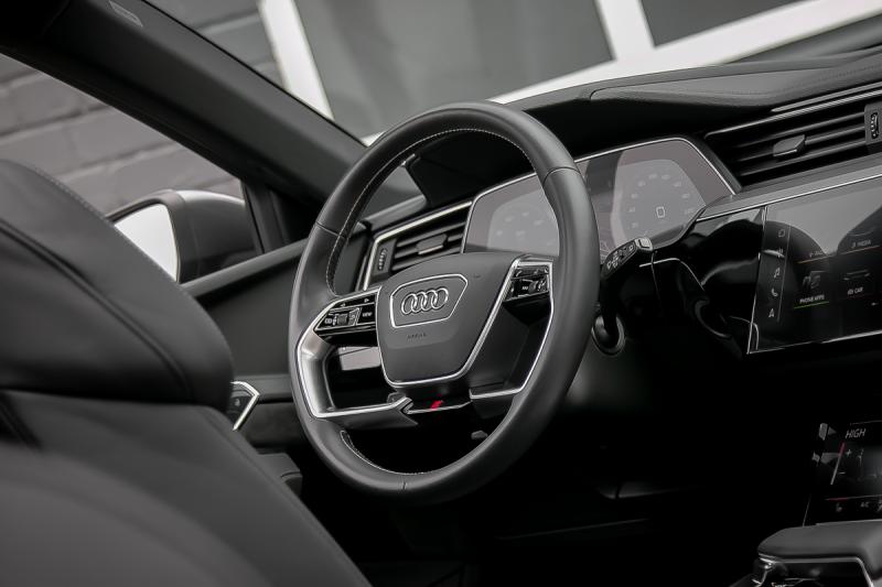 Audi - E-tron - pic13