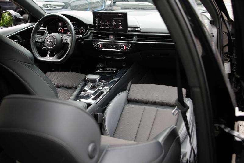 Audi - A4 - pic16