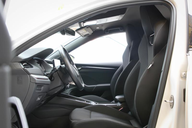Skoda - Octavia - pic37