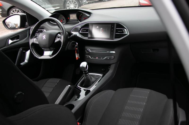 Peugeot - 308 - pic5