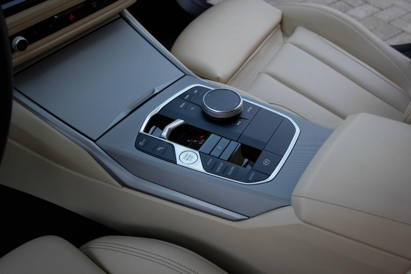 BMW - 320 - pic12