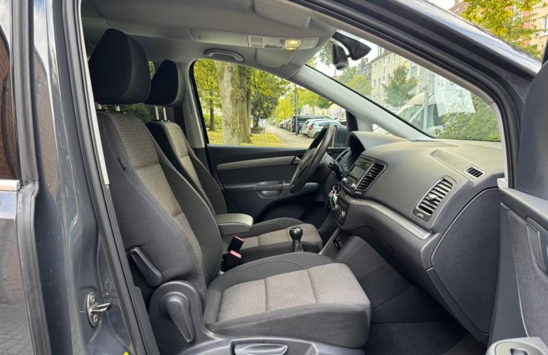 Volkswagen - Volkswagen Sharan 2.0 TDI Trendline BlueMotion 7 Sēdvietas 103kw 140zs - pic3