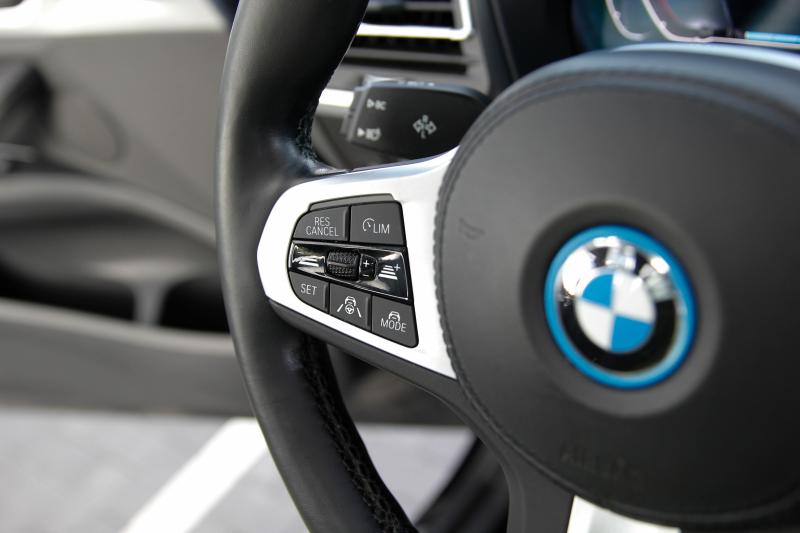 BMW - IX3 - pic17