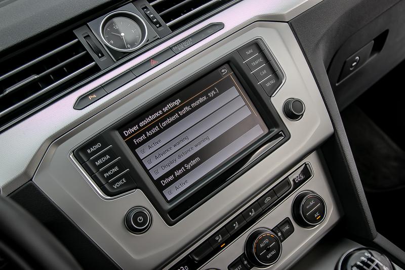 Volkswagen - Passat - pic20