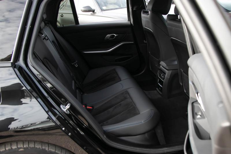 BMW - 320 - pic16