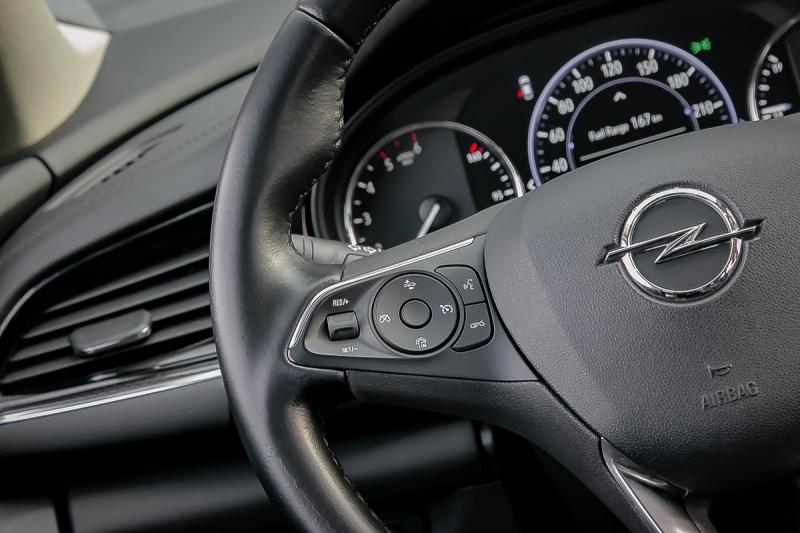 Opel - Insignia - pic14