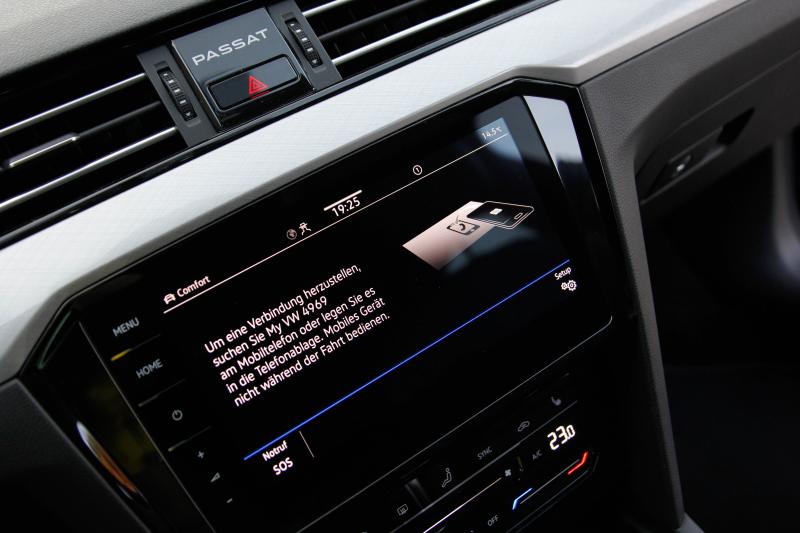 Volkswagen - Passat - pic40