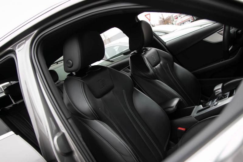 Audi - a4 - pic9