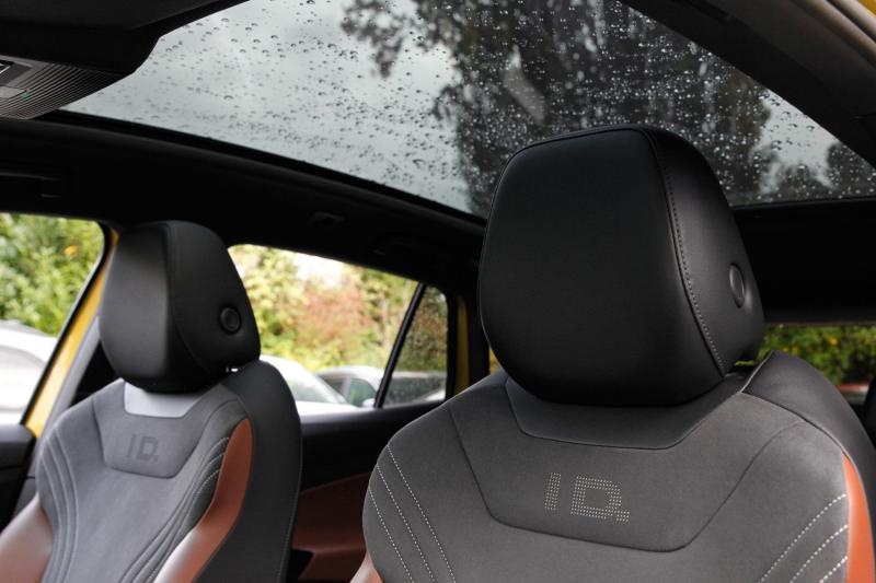 Volkswagen - ID4 - pic12