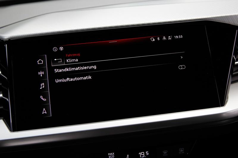 Audi - Q4 - pic25
