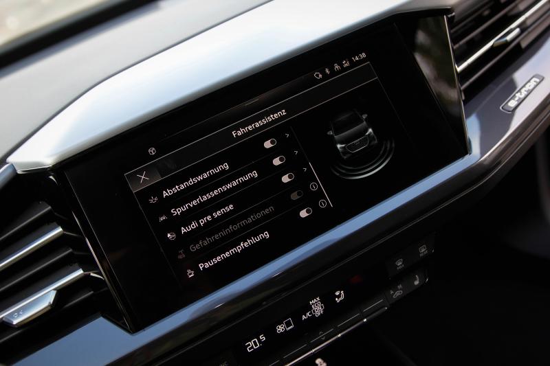 Audi - Q4 - pic26