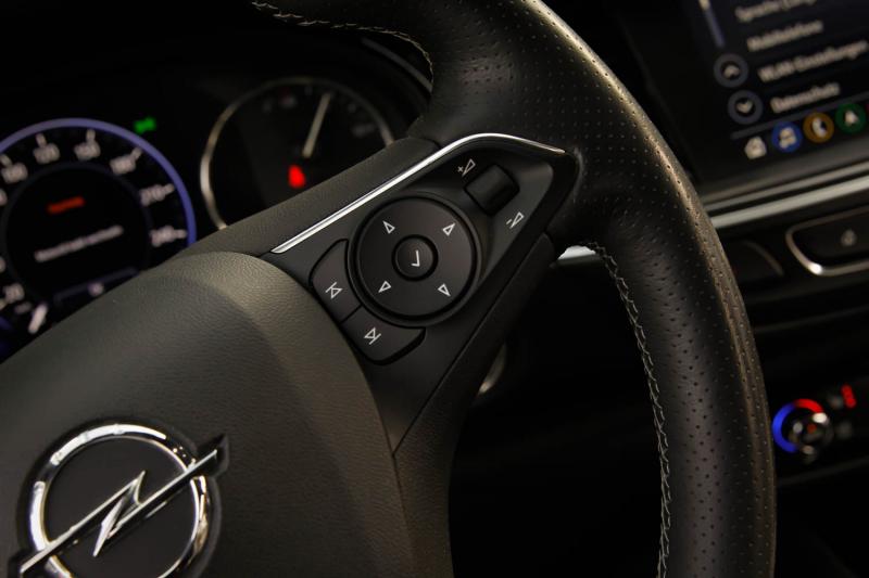 Opel - Insignia - pic17