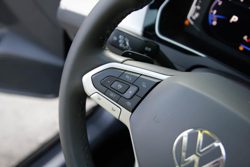 Volkswagen - Passat - pic42