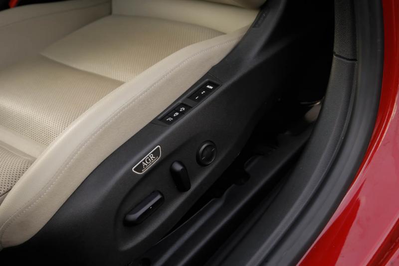 Opel - Insignia - pic14