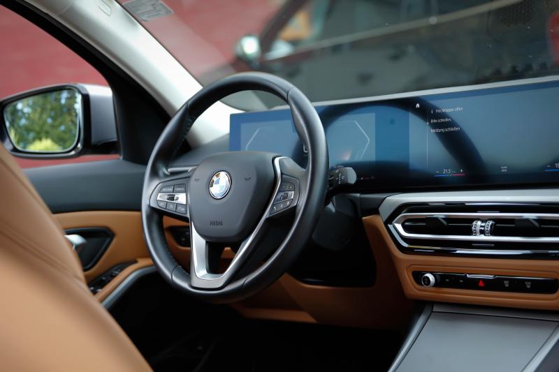 BMW - 320 - pic15