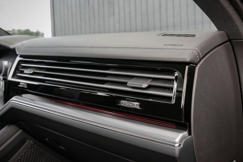Volkswagen - Touareg - pic33