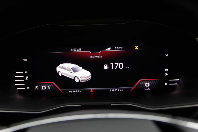 Skoda - Superb - pic32