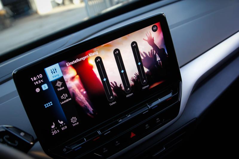 Volkswagen - ID4 - pic23