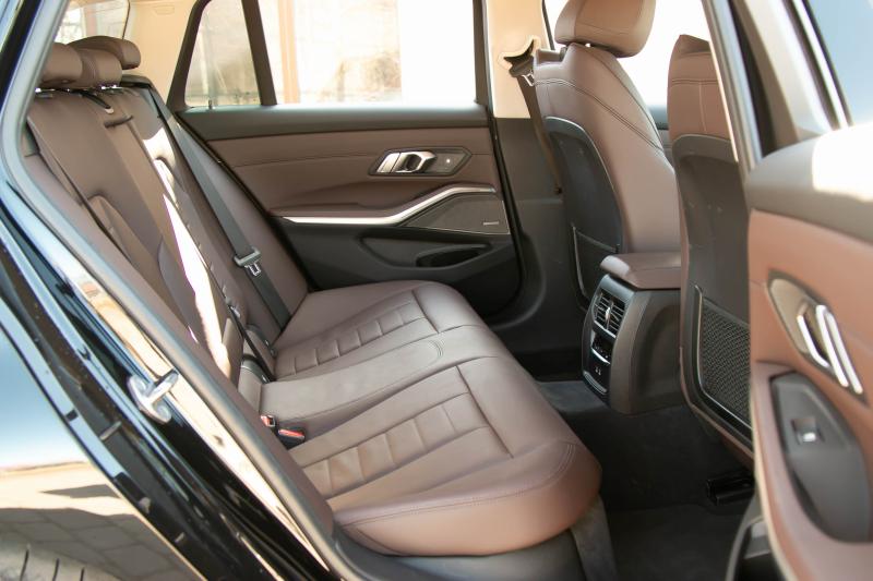 BMW - 320 - pic10