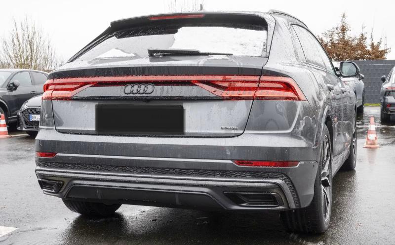 Audi - Q8 - pic2