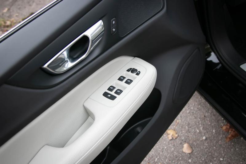 Volvo - V60 - pic24