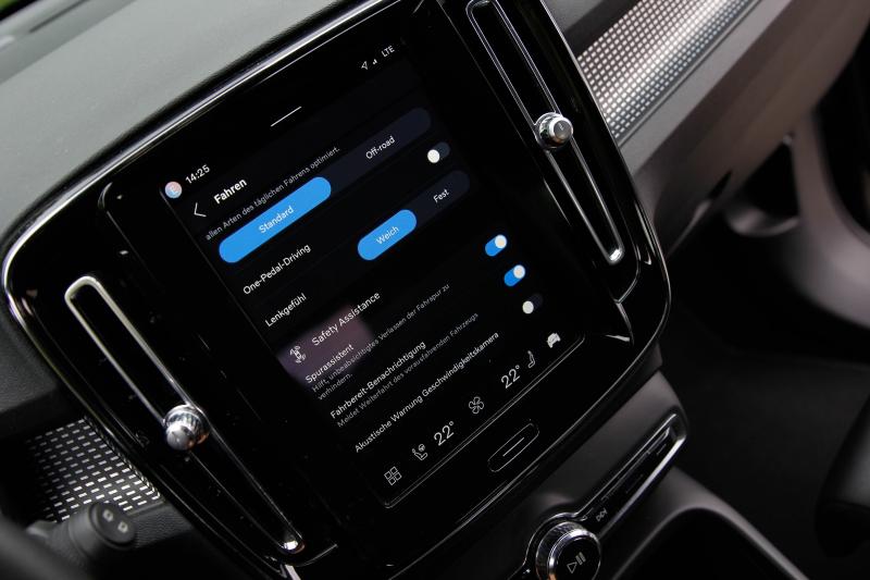 Volvo - XC40 - pic39