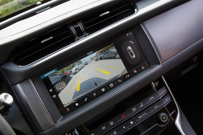 Jaguar - XF - pic19