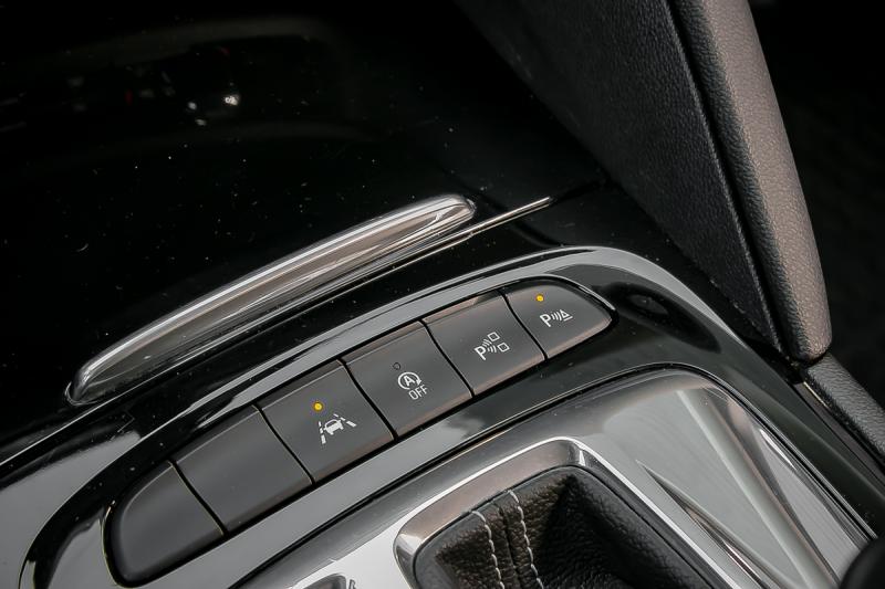 Opel - Insignia - pic36