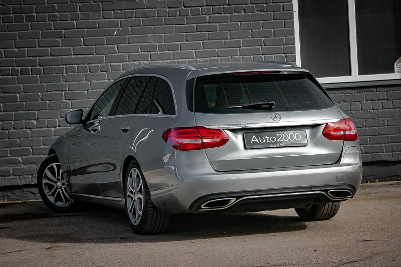 Mercedes - C-klase - pic4