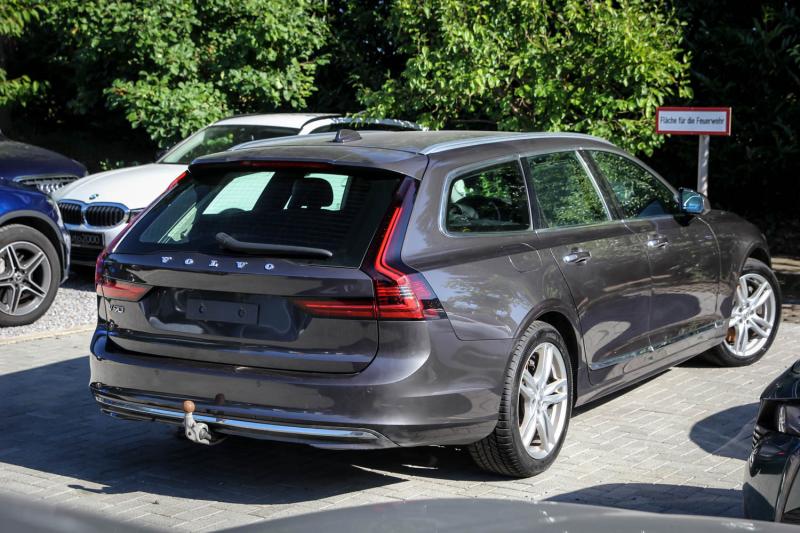 Volvo - V90 - pic6