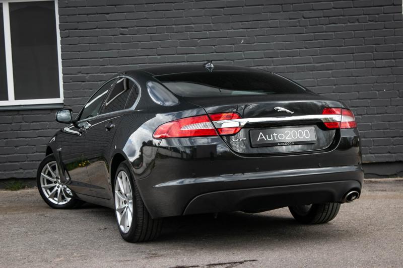 Jaguar - XF - pic8