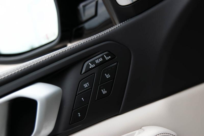 BMW - X7 - pic54
