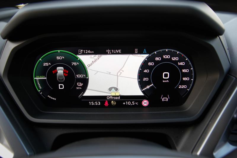 Audi - Q4 - pic33
