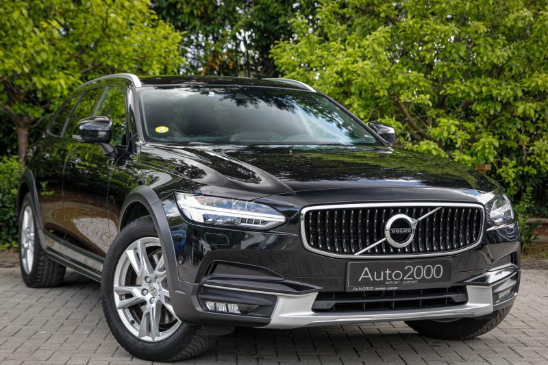 Volvo - V90 Cross Country - pic7