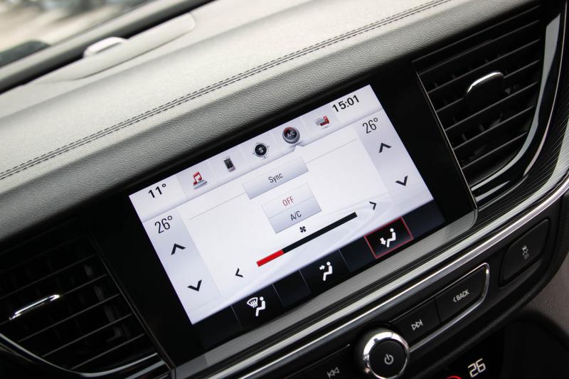 Opel - Insignia - pic19