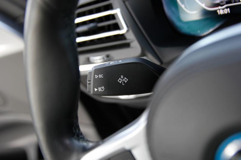 BMW - IX3 - pic23