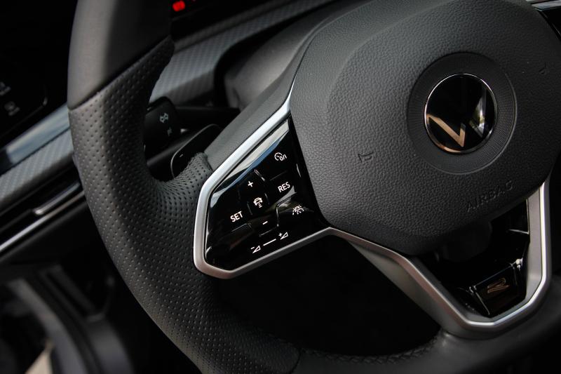 Volkswagen - Golf 8 - pic19